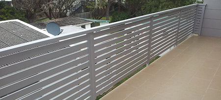 View our range of aluminium slats & wire balustrades